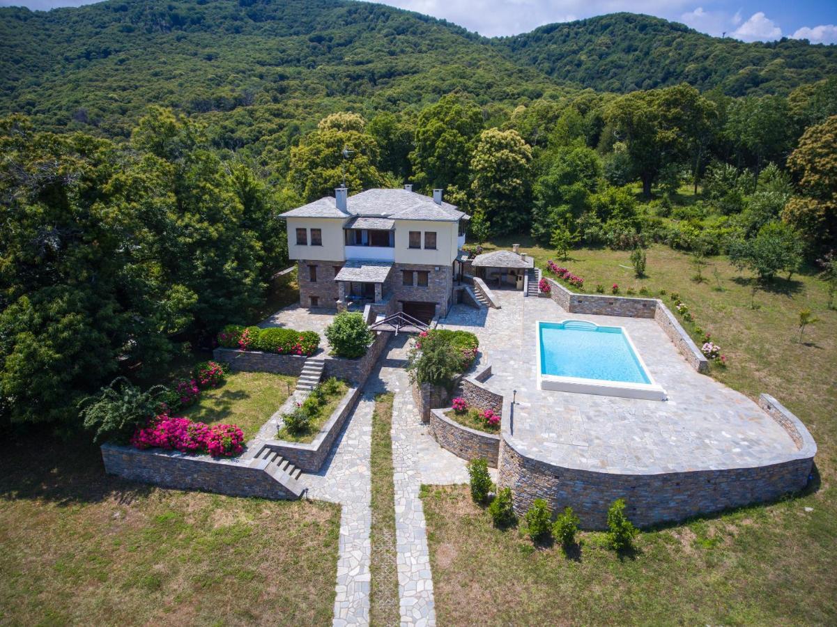 Luxury Villa With Pool In Tsagarada Esterno foto