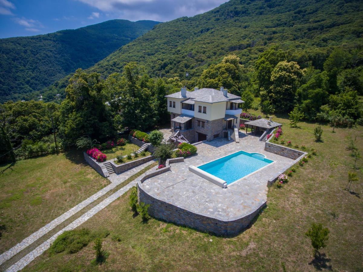 Luxury Villa With Pool In Tsagarada Esterno foto