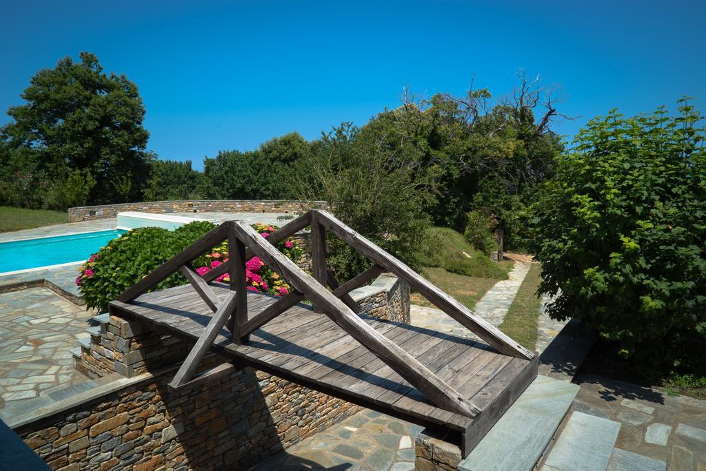 Luxury Villa With Pool In Tsagarada Esterno foto