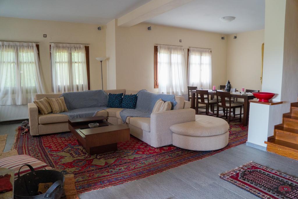 Luxury Villa With Pool In Tsagarada Esterno foto